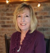 Jennifer Moore-Mallinos
