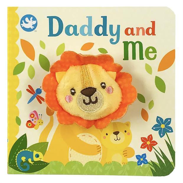 Daddy And Me (Finger Puppet Board Book)